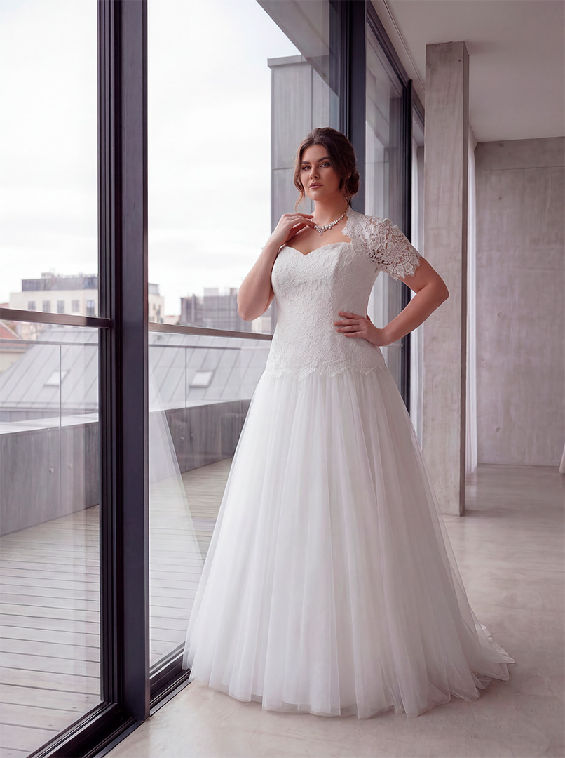 Olga Sposa 2008 | Широкий выбор свадебных платьев и аксессуаров в свадебном салоне «Ольга»